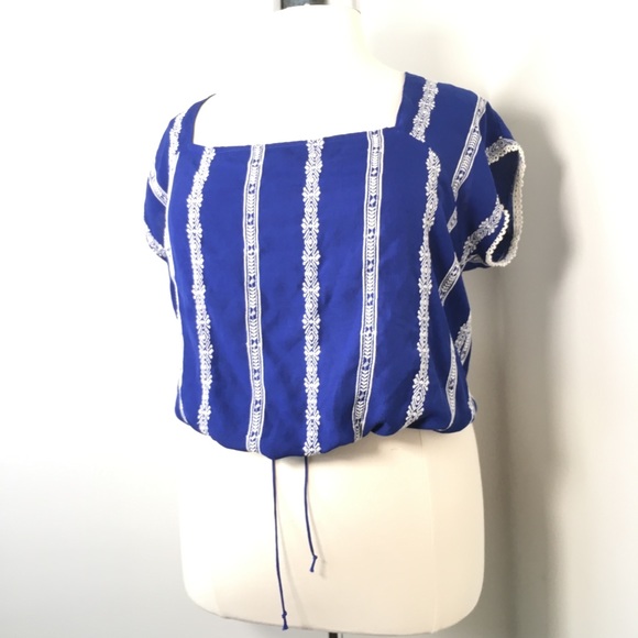 A Beautiful Soul embroidery square neck drawstring - Picture 10 of 15